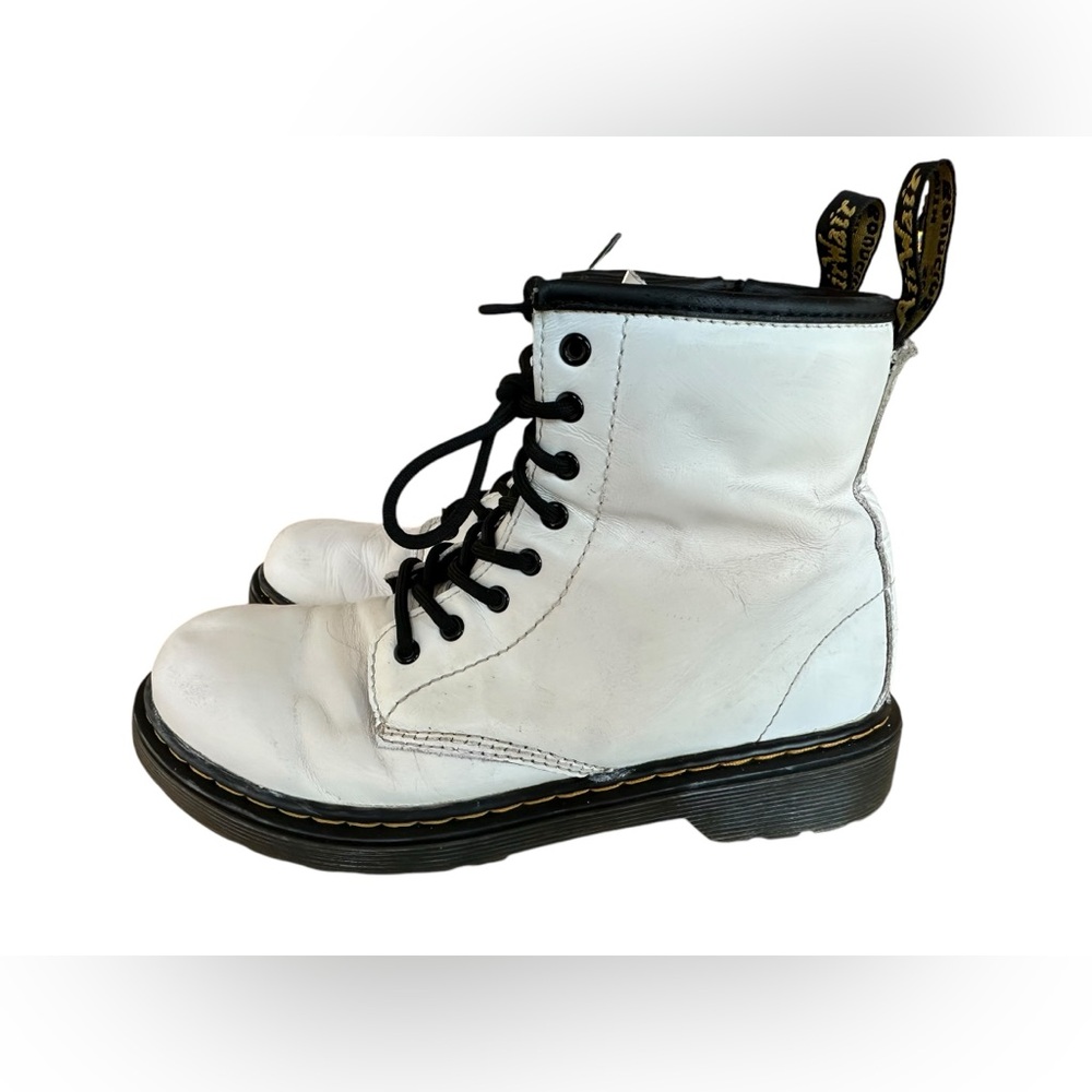 Vintage Dr. Martens Women White Combat Boots Lace Up Size 5 Scuffed B6 - Picture 4 of 8